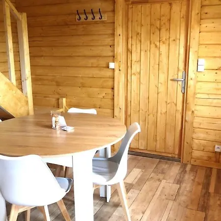 Chalet Chalet sous les pins classé 3 étoiles idéal pour 2, possible pour 4